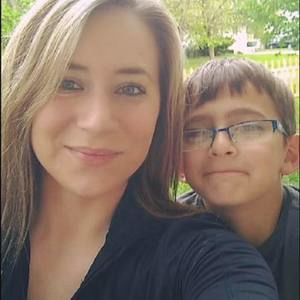 Meet your Posher, Ashlee